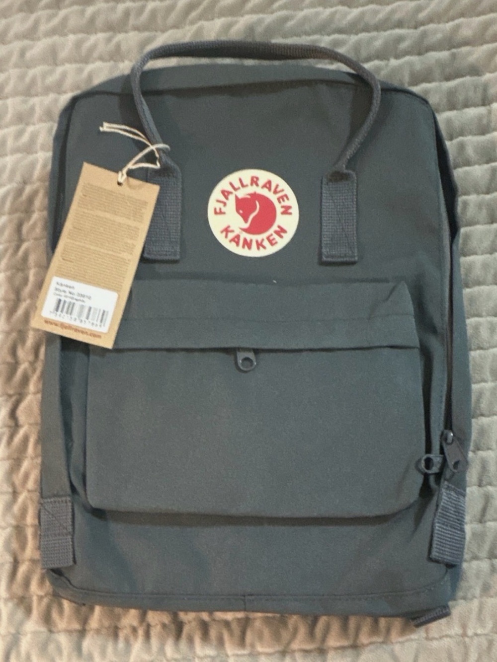 Fjällräven Kånken Gray 16L Synthetic Backpack Zip 3 Pockets Fits 13" Laptop